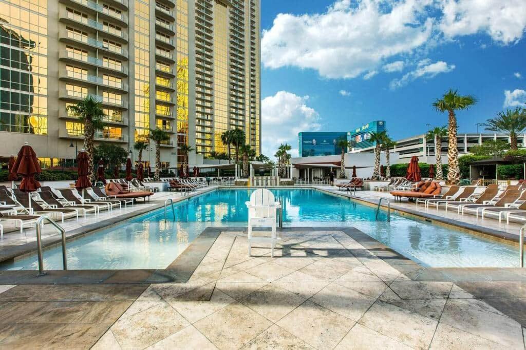 Mgm 10719 Signature Strip View Studio Las Vegas Exterior photo